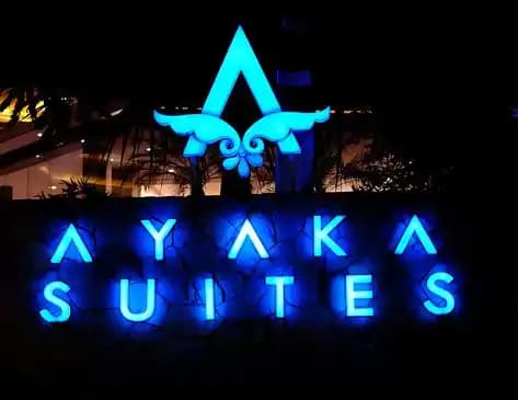 Ayaka Suites Hotel