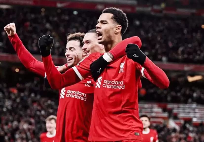 Liverpool Comeback 2-1 Atas Fulham di Semifinal Leg 1