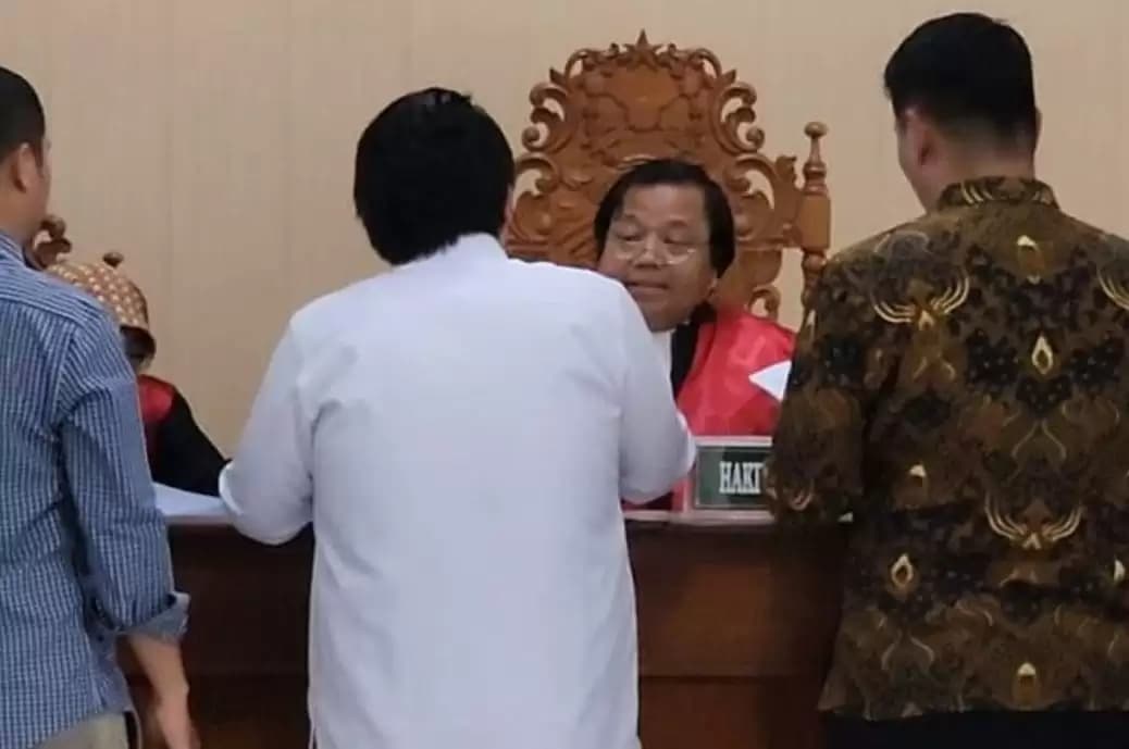 Sidang Gugatan Almas terhadap Gibran Berakhir Deadlock, Ini Sebabnya