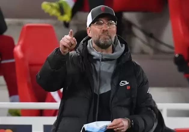 Liverpool Singkirkan Arsenal Puncak Klasemen Usai Hantam Burnley 2-0