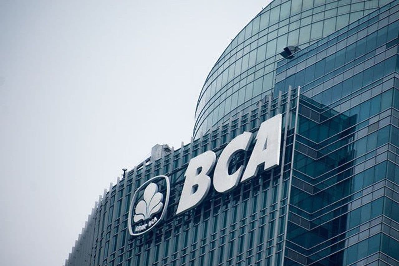 Lowongan Kerja Bank BCA, Terbuka untuk Lulusan SMA/SMK hingga S1!