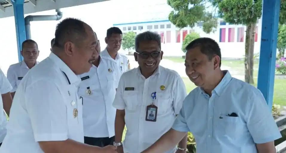 Bupati Asahan Taufik Zainal Abidin Siregar