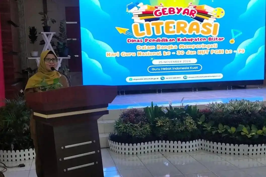 Bupati Blitar Rini Syarifah