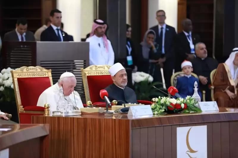 Paus Fransiskus Sedih Jeda Kemanusiaan di Gaza Berakhir