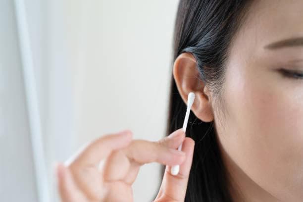 Apa yang Terjadi Jika Membersihkan Telinga dengan Cotton Bud?
