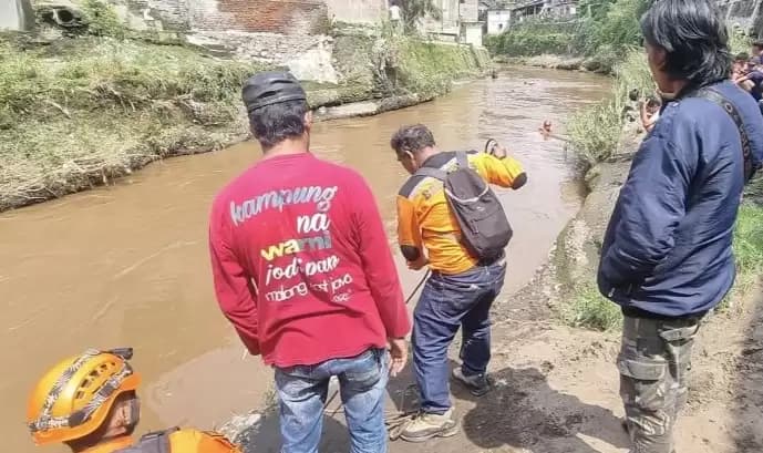 Balita yang Hanyut di Sungai Brantas Kota Malang Ditemukan Tewas
