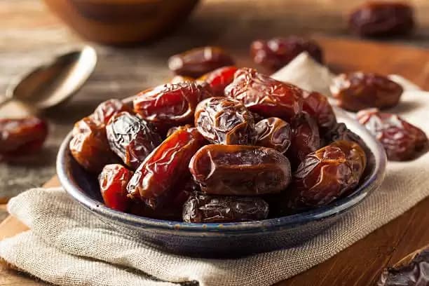 Rasulullah Makan Kurma dengan Jumlah Ganjil, Ternyata Ini Manfaatnya
