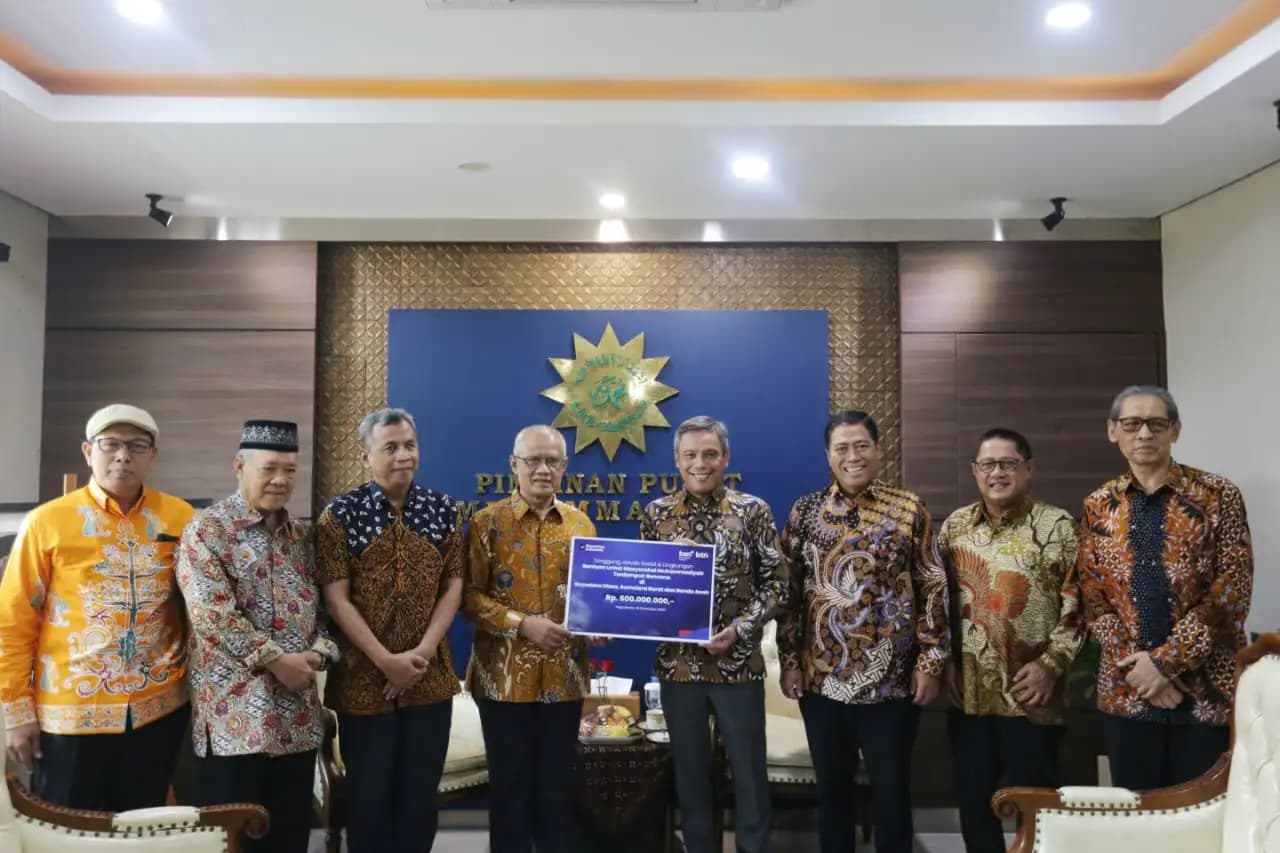 BTN Peduli Bersinergi dengan Muhammadiyah Salurkan Bantuan untuk Korban Banjir di Sumatera (Foto: Dok BTN)