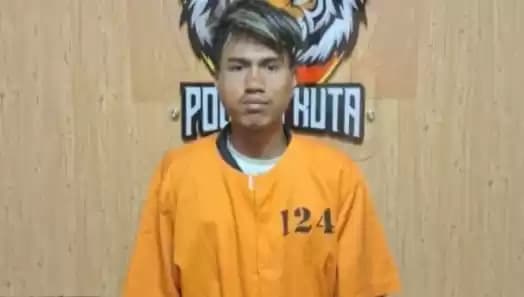 Foto Pelaku Pencuri Kalung Emas WNA