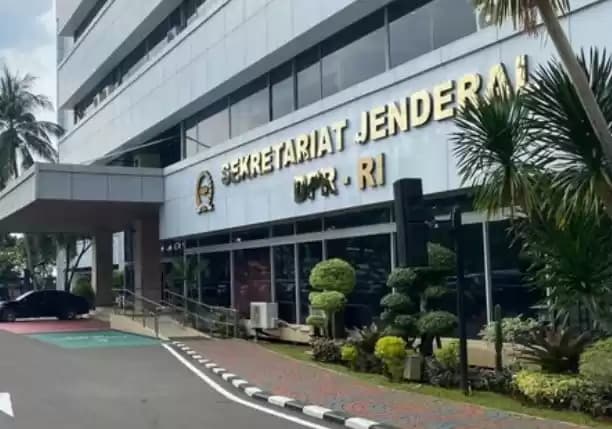 Gedung Setjen DPR RI