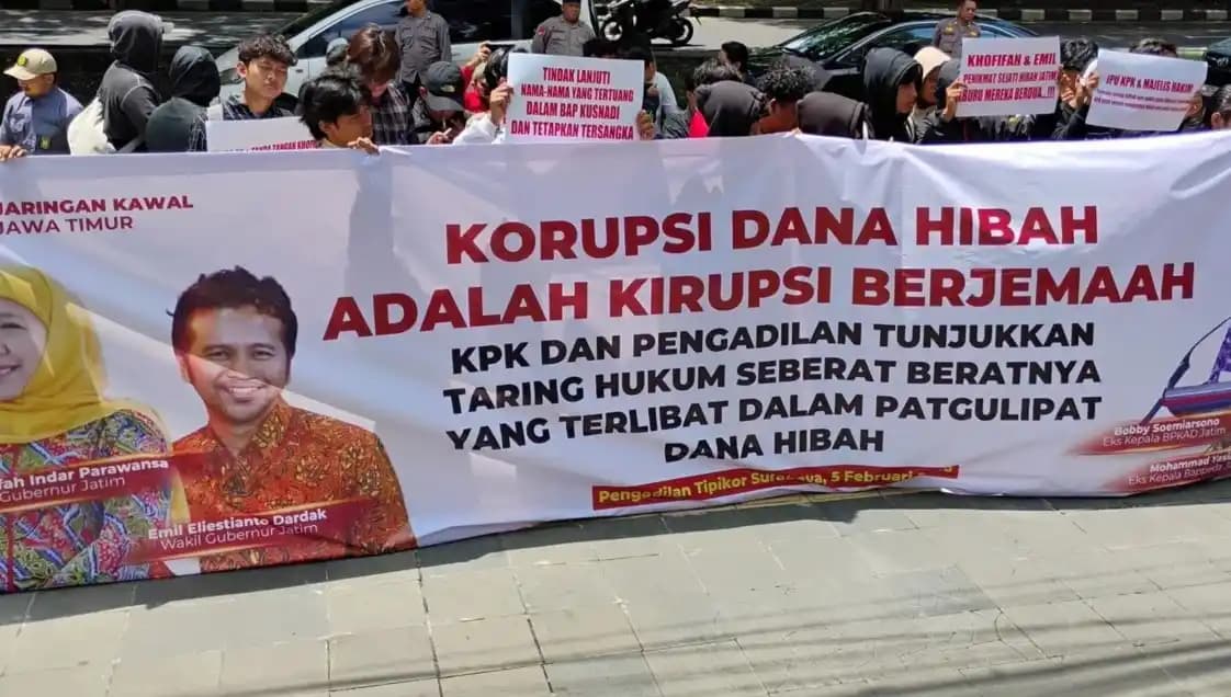 Gubernur Jatim Khofifah