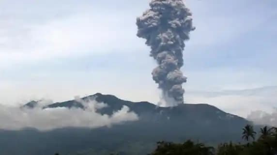 Gunung Marapi Sumbar
