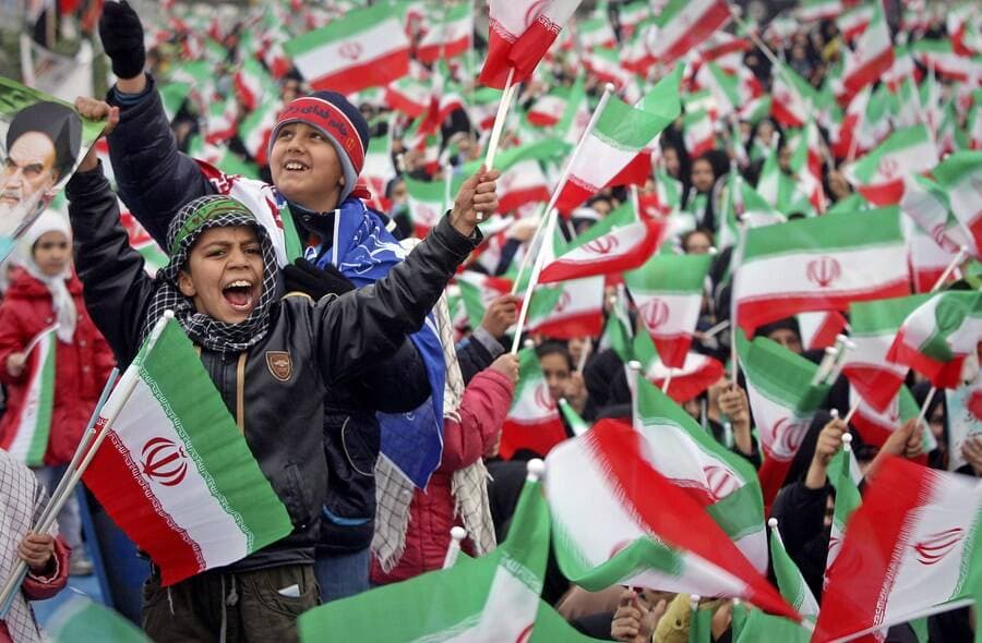 Rakyat Iran Rayakan Normalisasi Hubungan dengan Arab Saudi