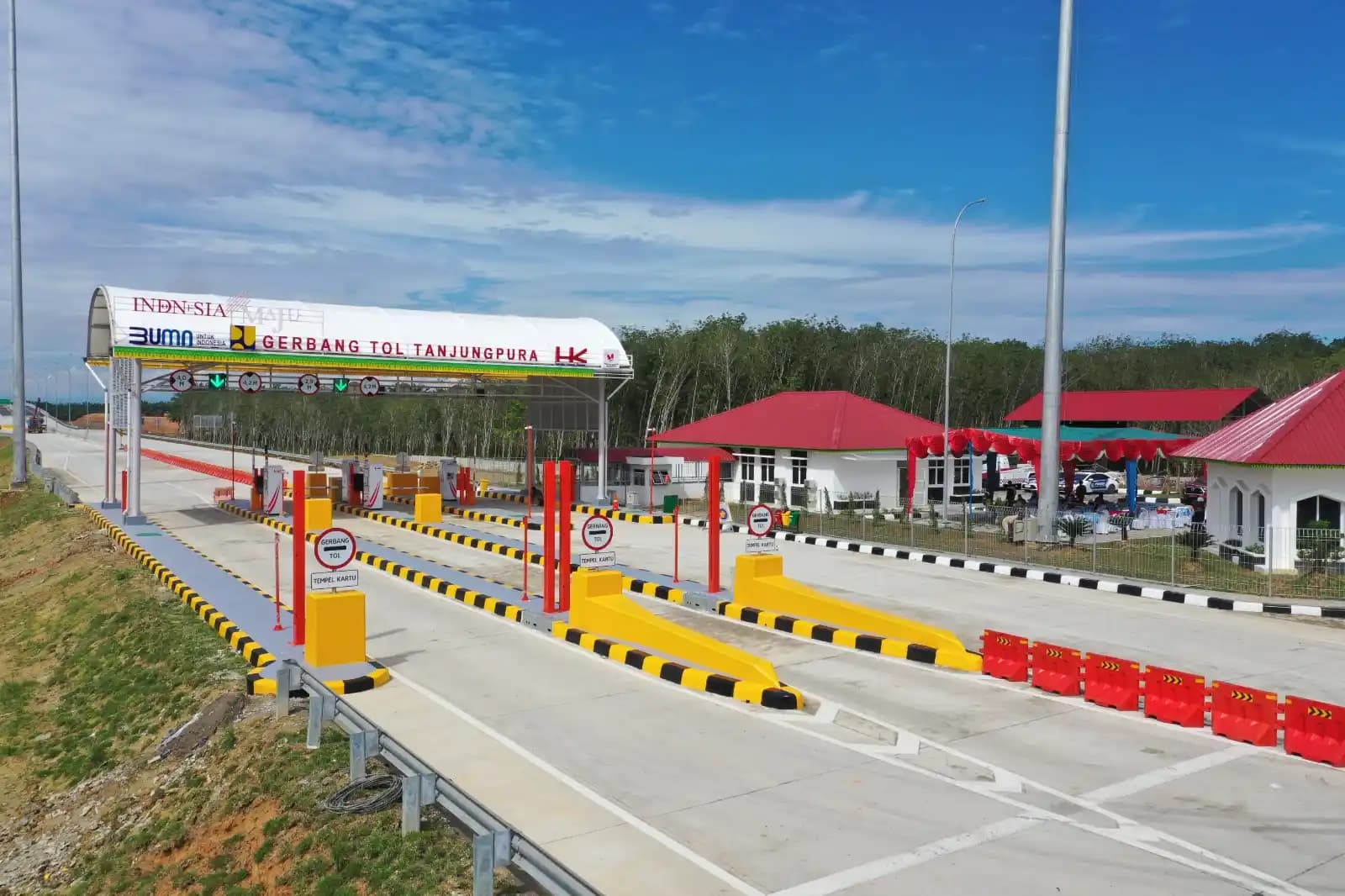 Jalan Tol Hutama Karya