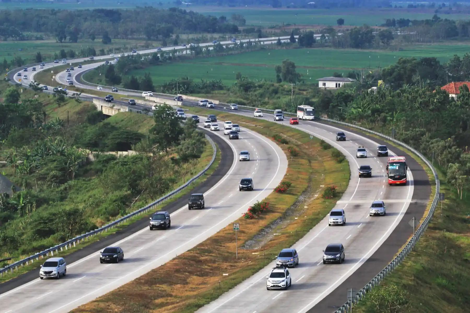 Pemerintah Tunda Kenakan Pajak Jalan Tol karena Alasan Ini