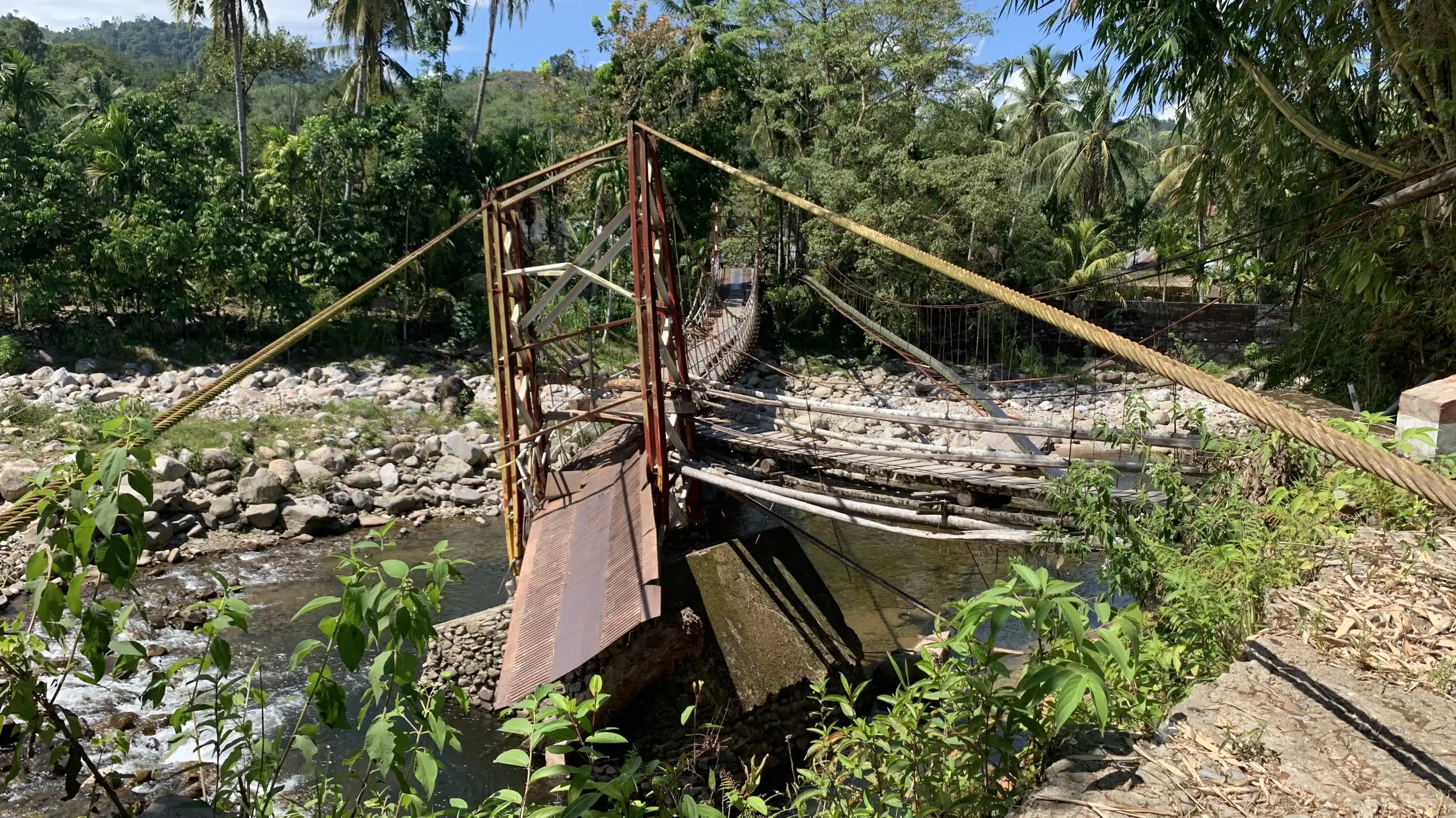 Jembatan Lumpo