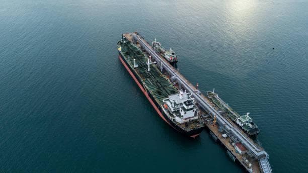 Kapal Super Tanker Berbendera Iran Ditangkap di Laut Natuna