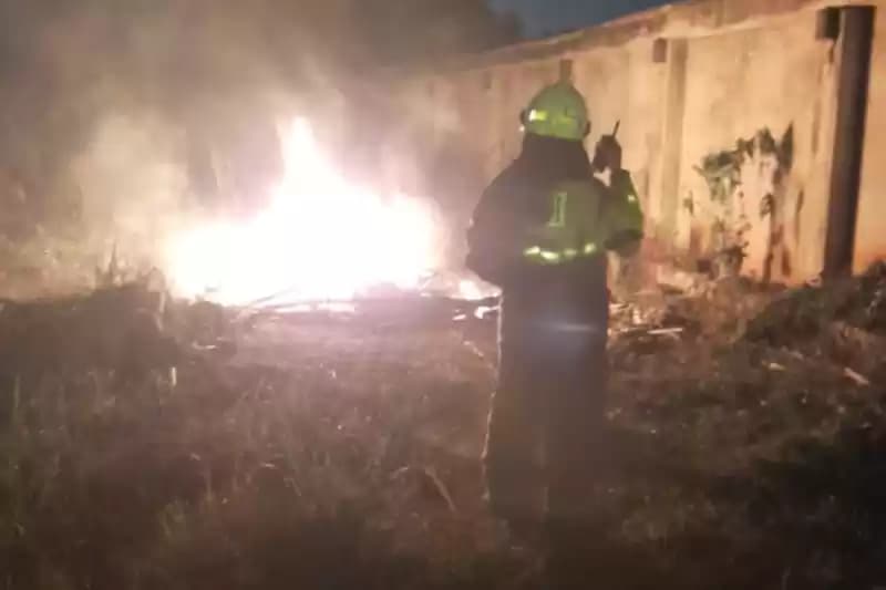kebakaran sampah pejaten
