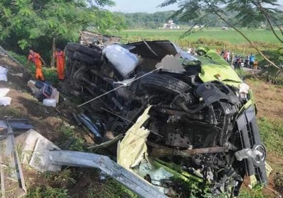 Korban Tewas Kecelakaan Beruntun di Tol Semarang-Solo Jadi 8 Orang