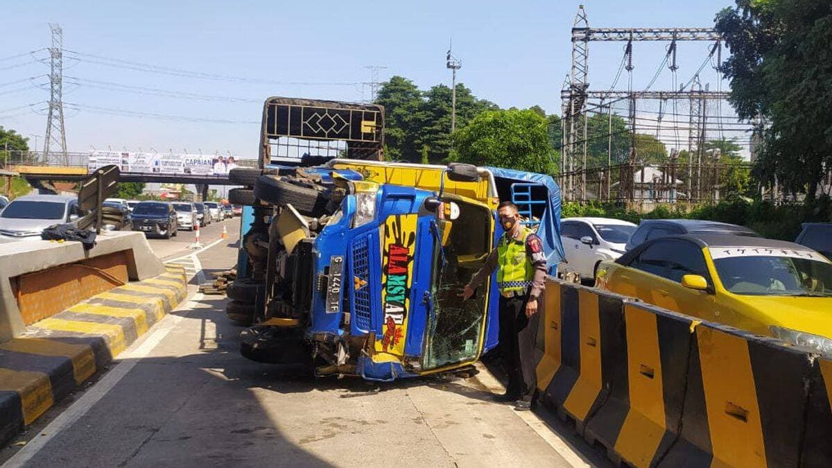 Sopir Innova yang Tabrak Pemotor Bonceng 3 di Kemayoran Jalani Tes Urine, Ini Hasilnya