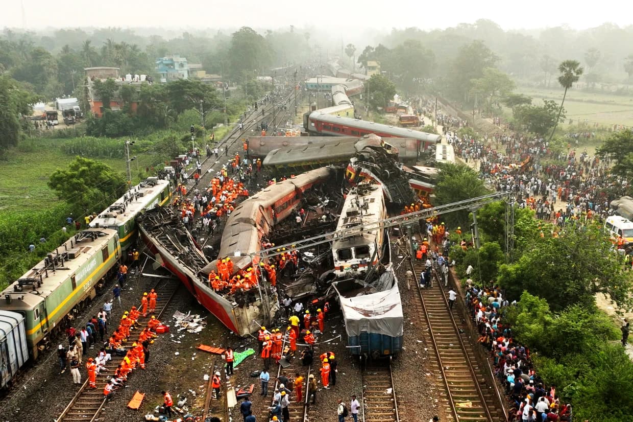 3 Petugas Kereta Api Ditangkap Terkait Kecelakaan yang Tewaskan Ratusan orang di India