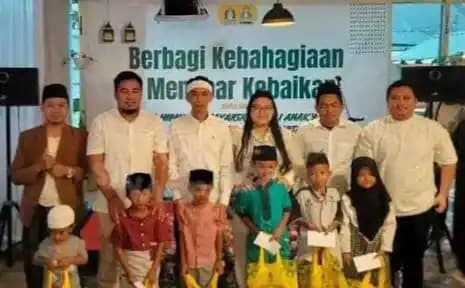 Ketua HIPMI dan para pengurus