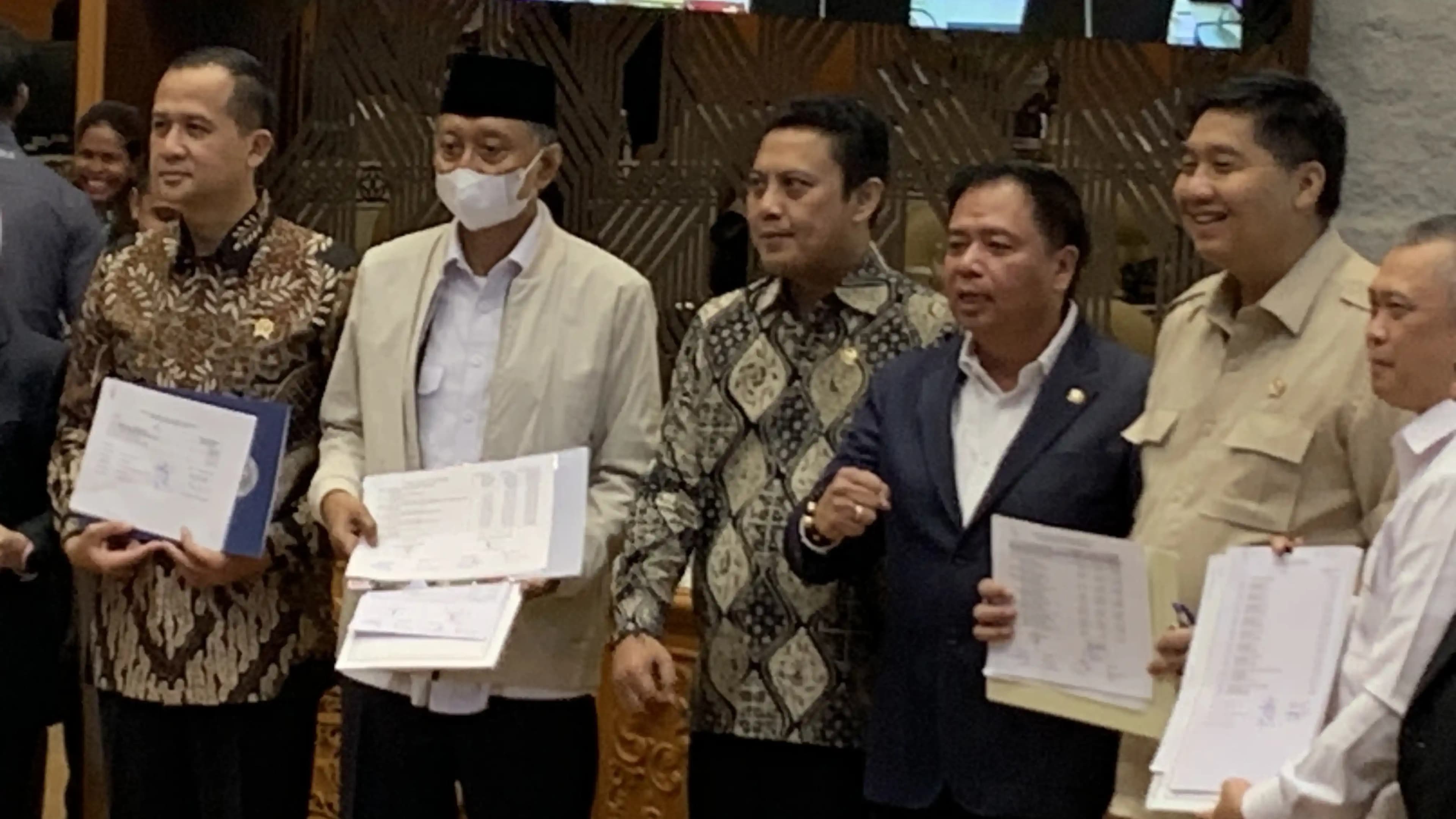 Kom V dan PU