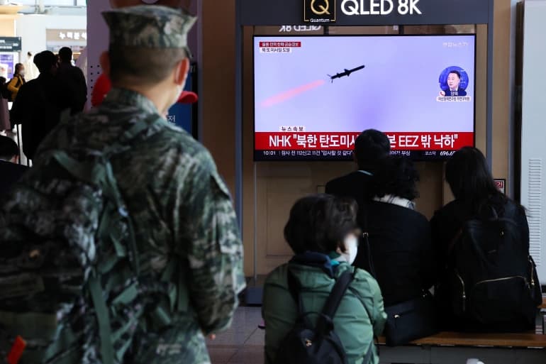 Untuk Pertama Kali Dua Korea Saling Tembakkan Rudal, Penduduk Terpaksa Diungsikan