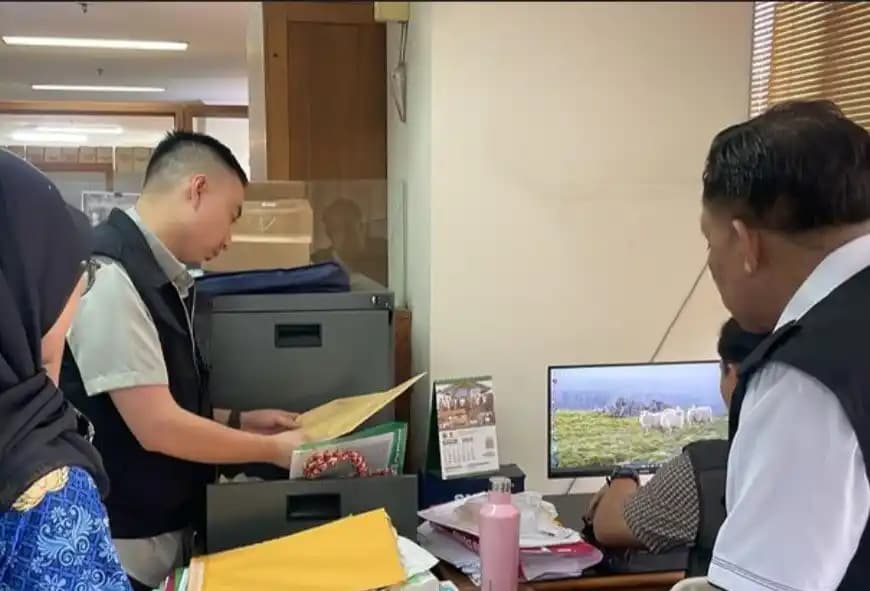 Korupsi Mesin Jahit