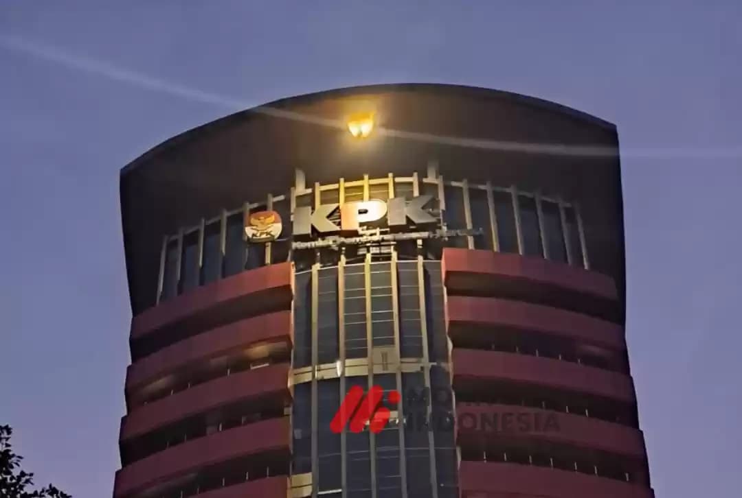 KPK RI Malam hari