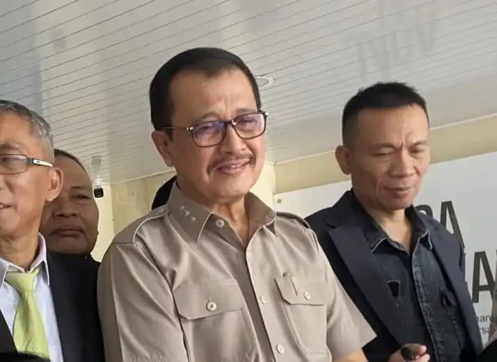 Mantan Wakapolri Oegroseno