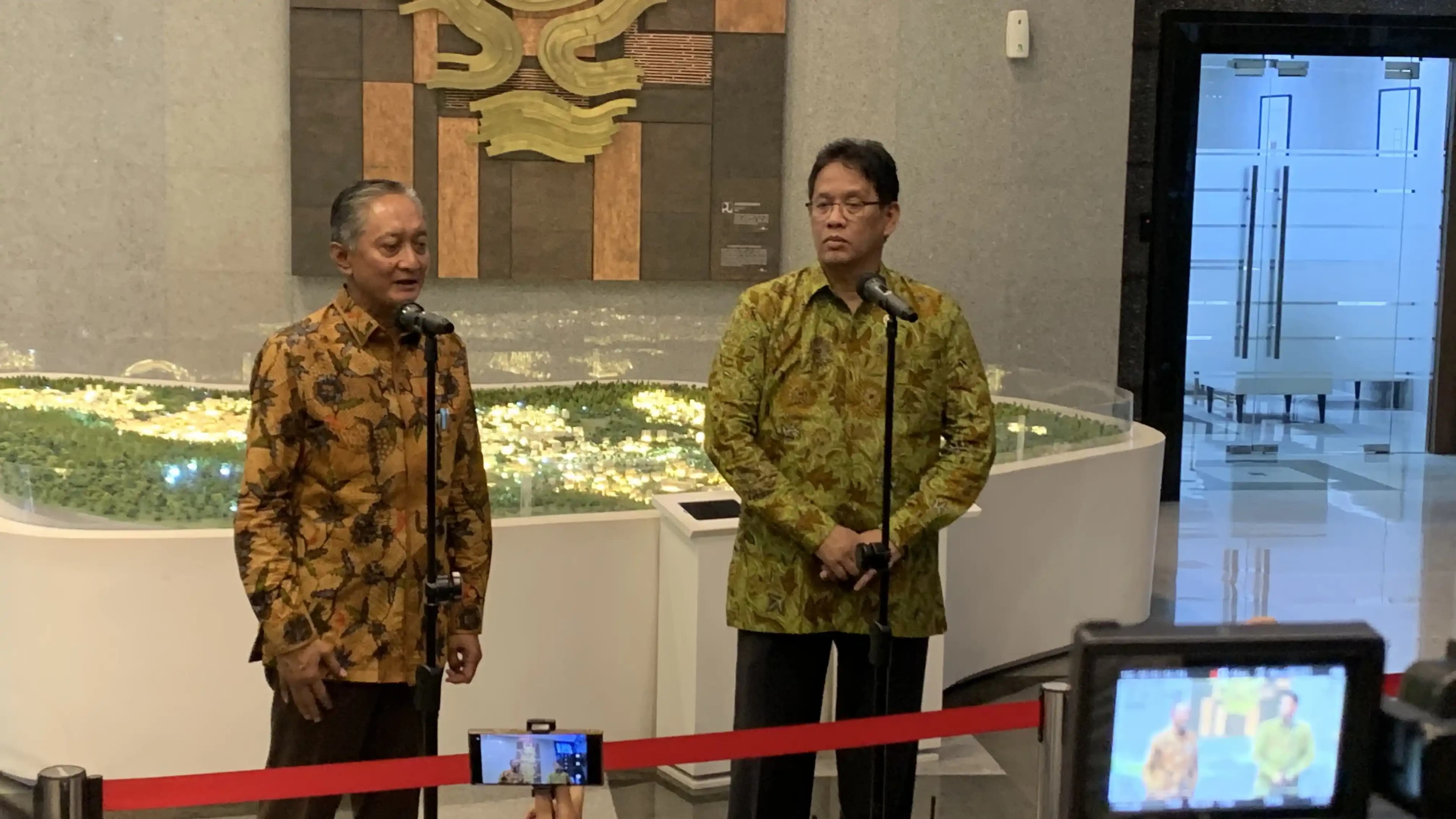 Menteri PU dan Menteri Keuangan