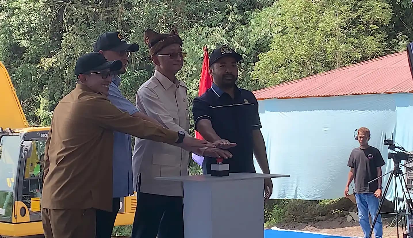 Menteri PU Ground Breaking