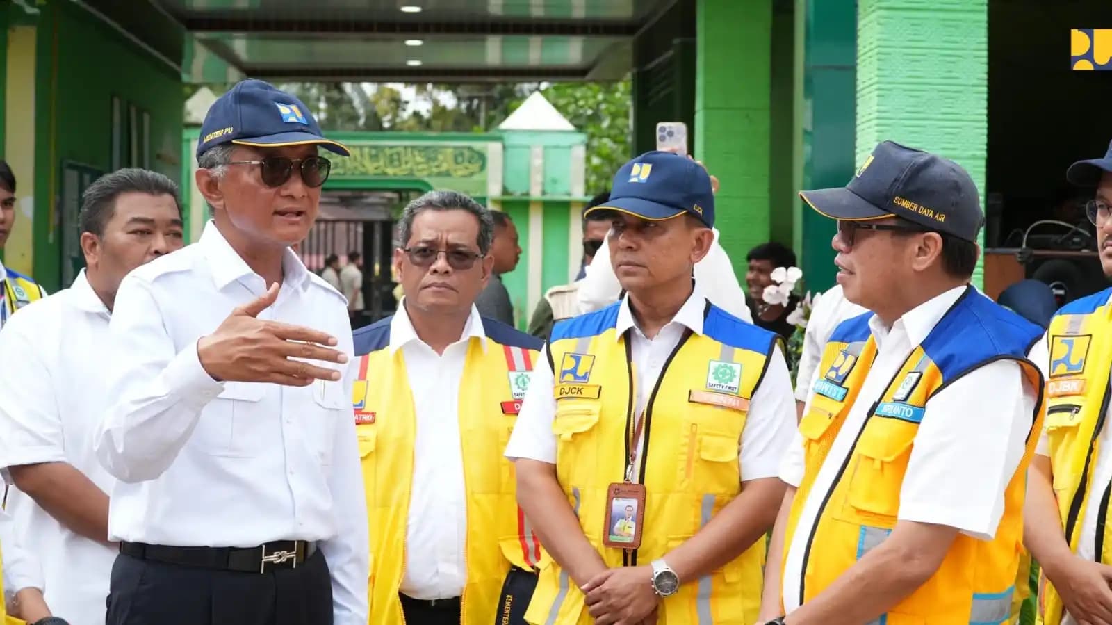 Menteri PU Langkat