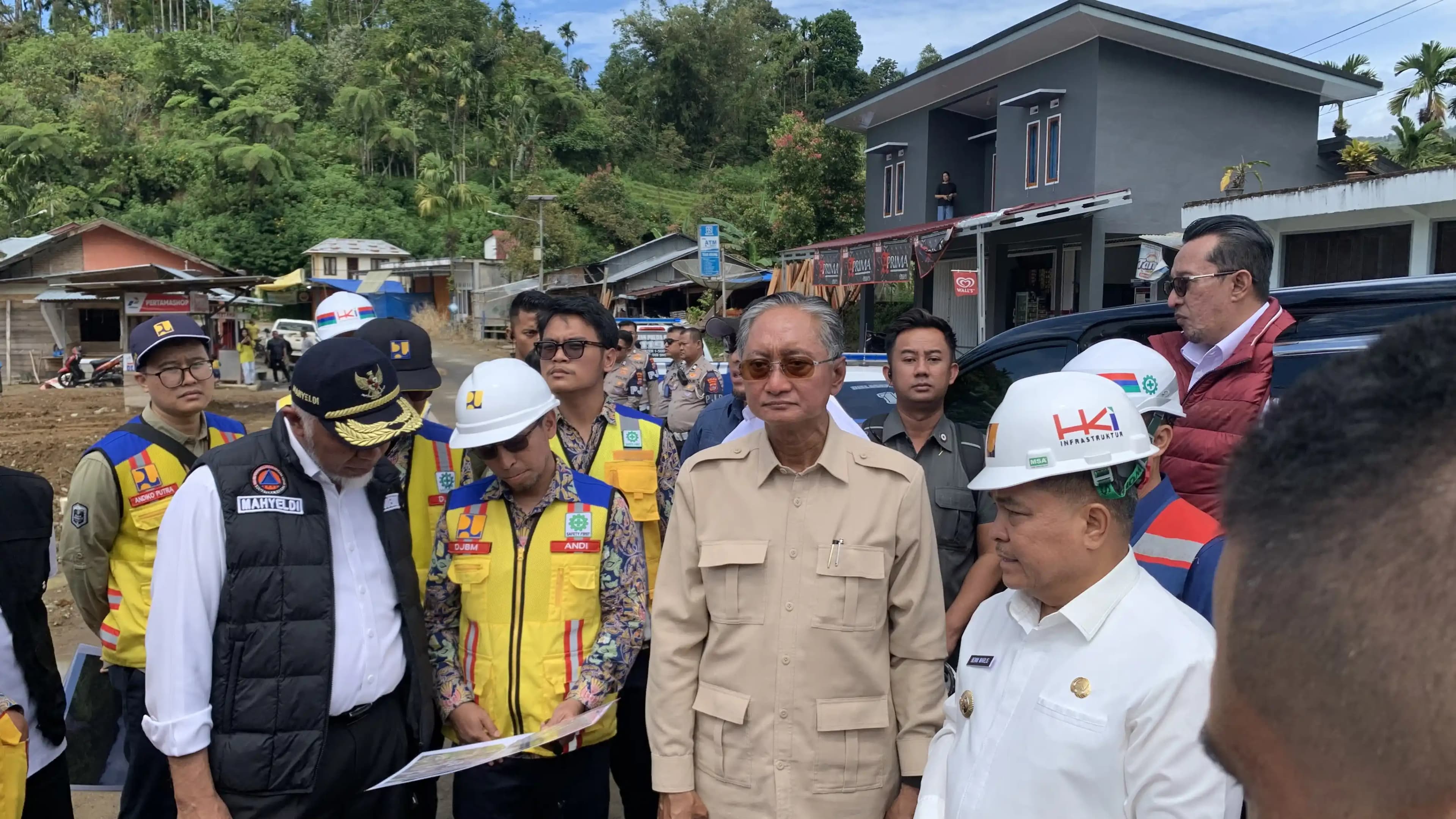 Menteri PU Malalak