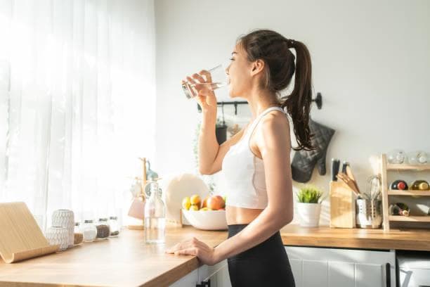Apa Yang Terjadi pada Tubuh Jika Kurang Minum Air?