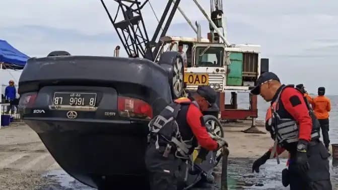 Mobil Pensiunan TNI