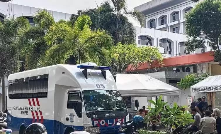 Mobil SIM Keliling