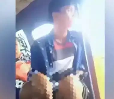 Pria Pamer Kelamin dalam angkot