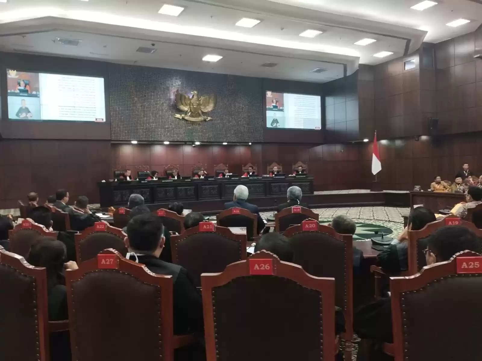 Putusan MK senin 22 2024