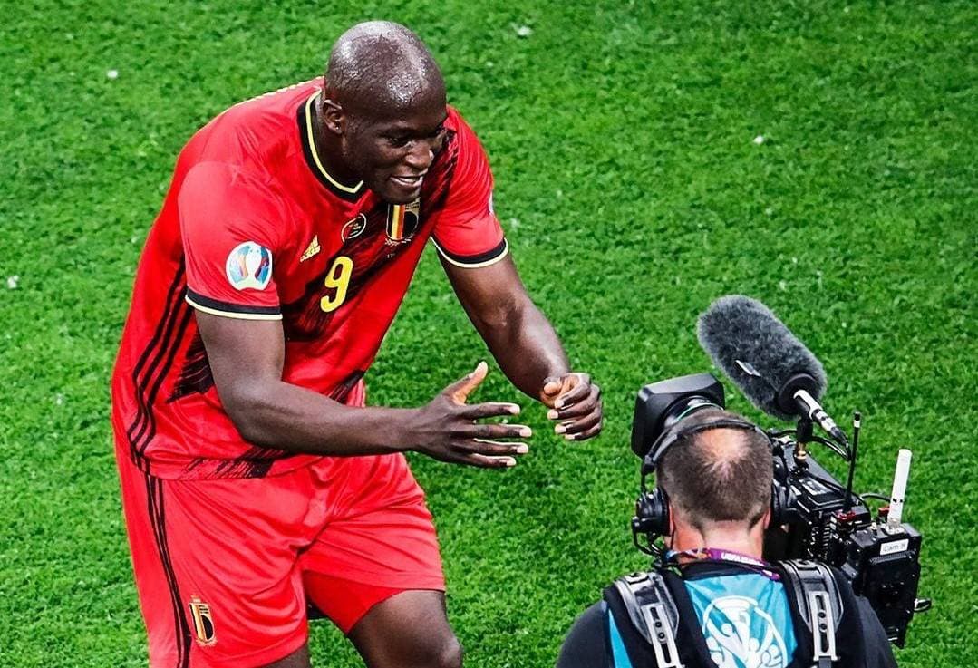 Lukaku Terbang ke London, "Welcome Home"