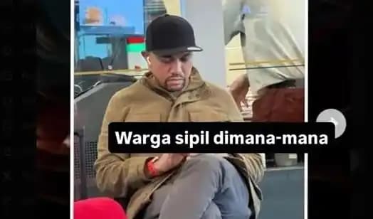 Sahroni Kabur ke Singapura