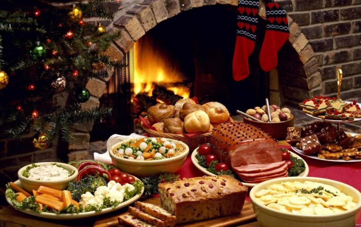 4 Tips Jaga Berat Badan Selama Natal dan Tahun Baru