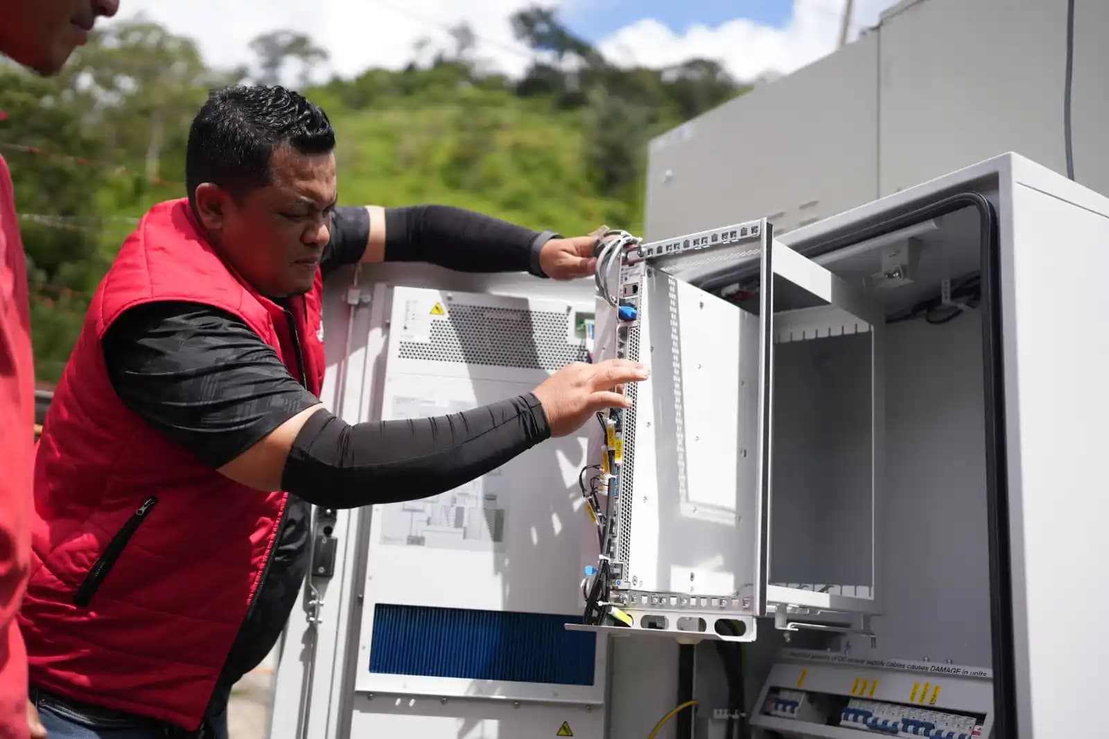 Telkomsel Pulihkan Jaringan