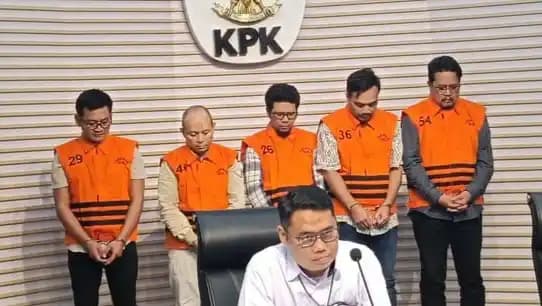 Tersangka Korupsi Bank Jepara Artha