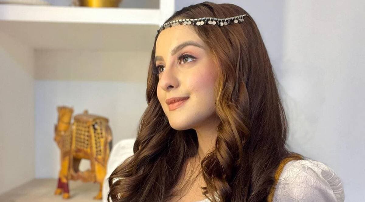 Artis Muda India Tunisha Sharma Tewas Gantung Diri di Lokasi Syuting
