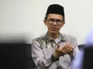 Ujang Komarudin