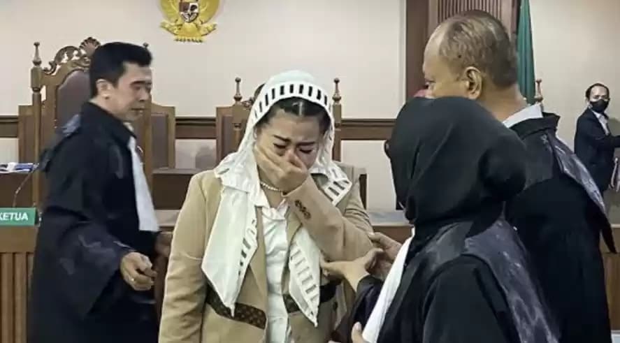 Wanita Emas