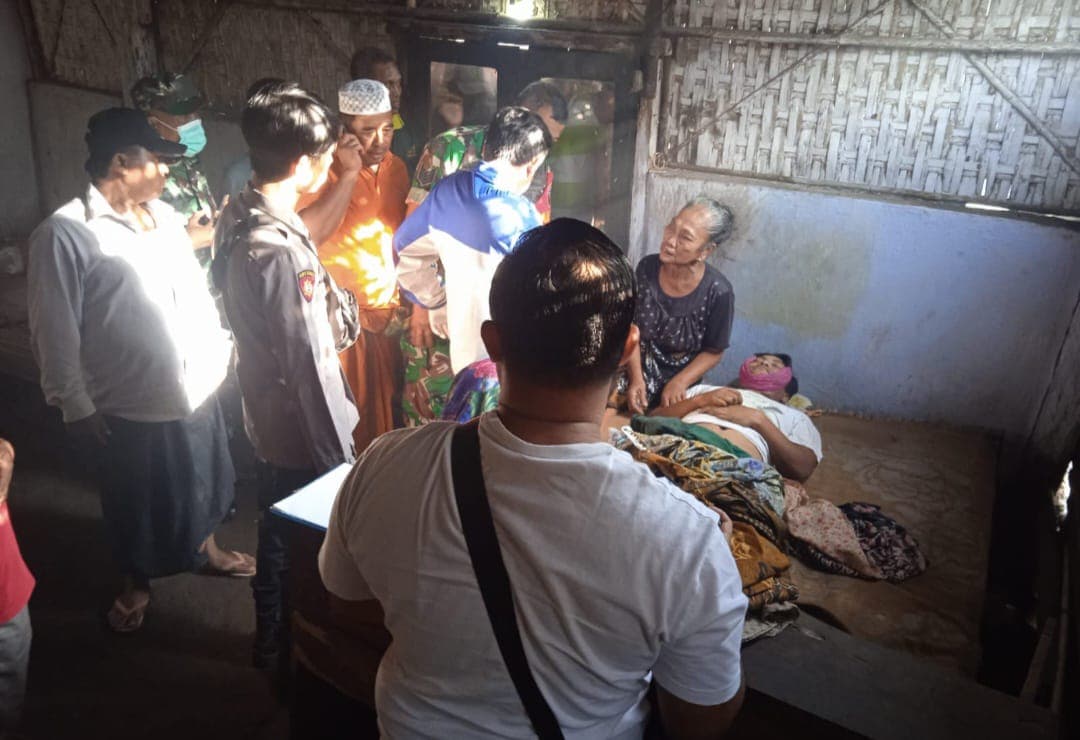 Warga Bantaran Probolinggo Digegerkan Pria Gantung Diri