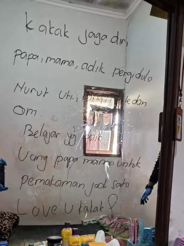 Penemuan Sekeluarga Tewas Bunuh Diri di Malang, Begini Kronologinya